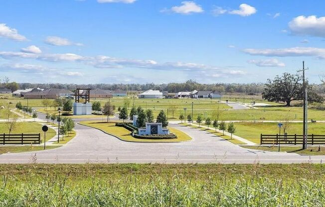 Luxury New Construction | 4 Bed / 3 Bath | River Road Corridor Near LSU