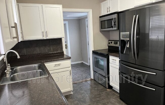 2803 E 1st Pl