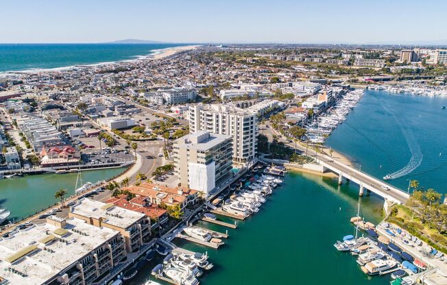 Lido Park Condo with magnificent views of the bayfront and ocean