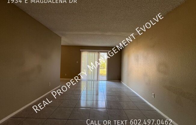 1934 E MAGDALENA DR