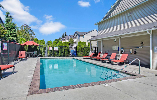 Allegro Pool Apartments in Covington, WA