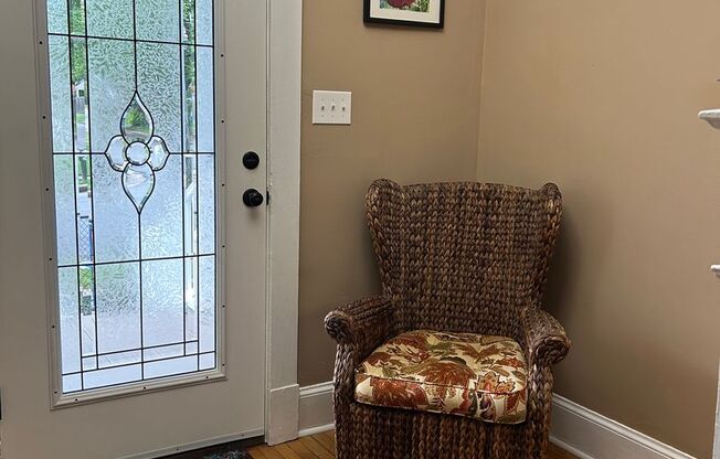 Furnished Short term fully renovated