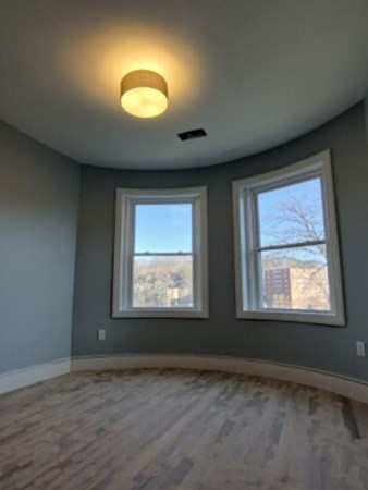 9 UNIVERSITY RD