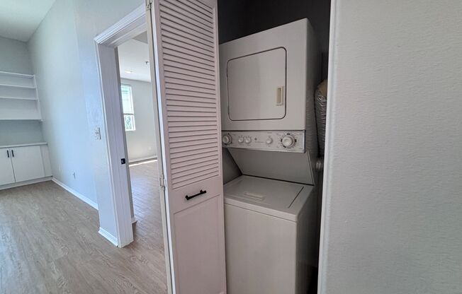 1 bed, 1 bath, 705 sqft, $2,548, Unit 322