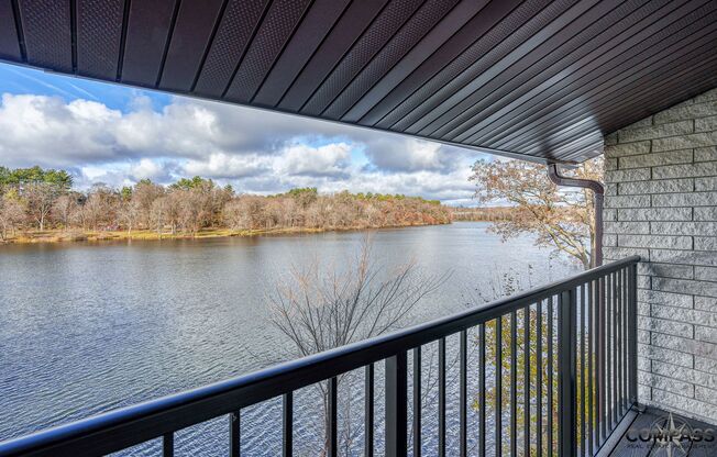 2 beds, 1.5 baths, 884 sqft, $1,275, Unit 311