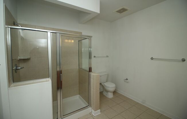 2 beds, 2 baths, $3,700, Unit Unit 219