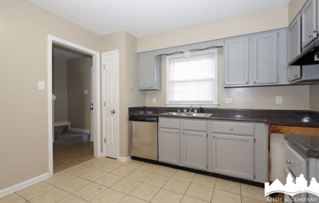 Welcome to 6343 Kirby Downs Dr!
