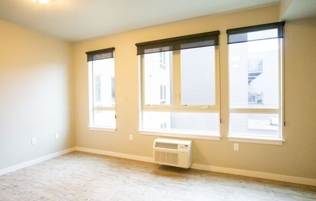 Modern Studio w/Condo-Grade Finishes in the Heart of Buckman!