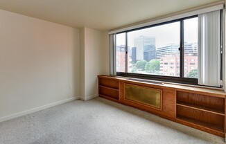 Studio, 1 bath, $1,495