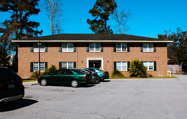 1 bed/1 bath ~ Move-in Today!