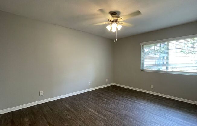 2 beds, 2 baths, 850 sqft, $3,060, Unit 813-08