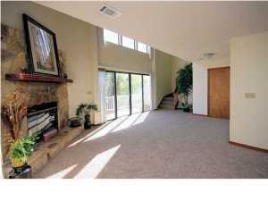 2 beds, 3 baths, $2,200