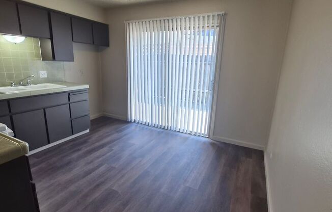 Kings Crest Apartments