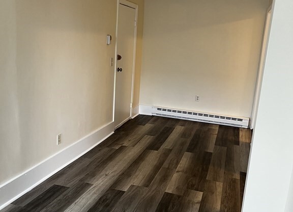 1 bed, 1 bath, $1,675, Unit 3