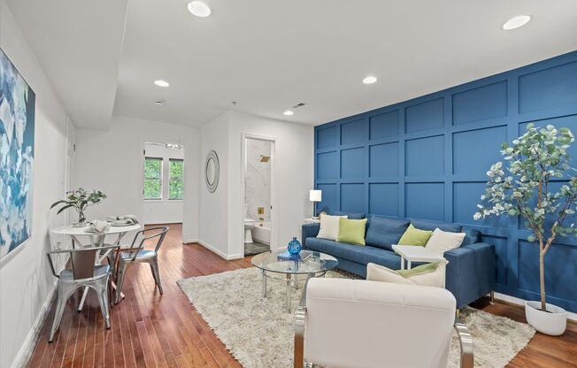 Stylish Trinidad 2BR/2BA Condo with Contemporary Upgrades and Skylights
