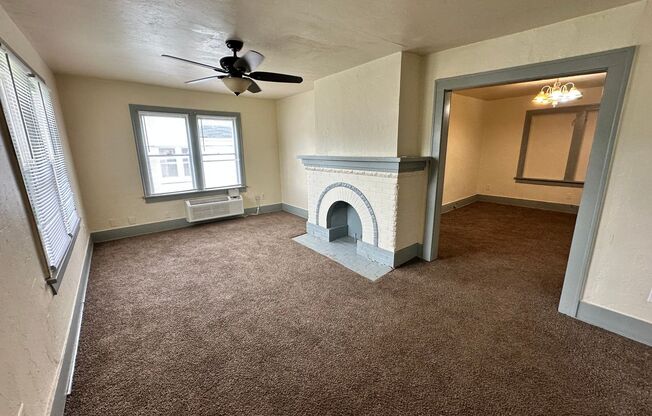 For Rent: Charming 2 Bed, 1 Bath Home in Central OKC!