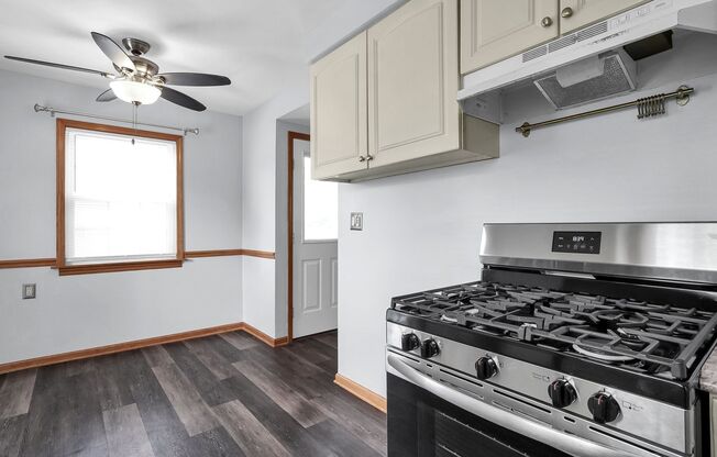 Charming 3-Bedroom Home with Modern Finishes and Spacious Loft