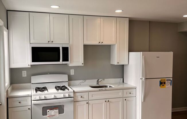 3 BEDROOM TOWNHOME **VOUCHERS ONLY**
