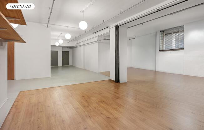 105 LEXINGTON AVE