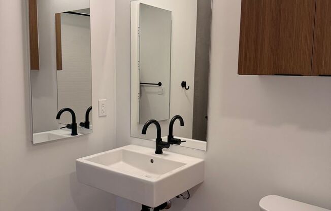 2 beds, 2 baths, 816 sqft, $4,495, Unit 705