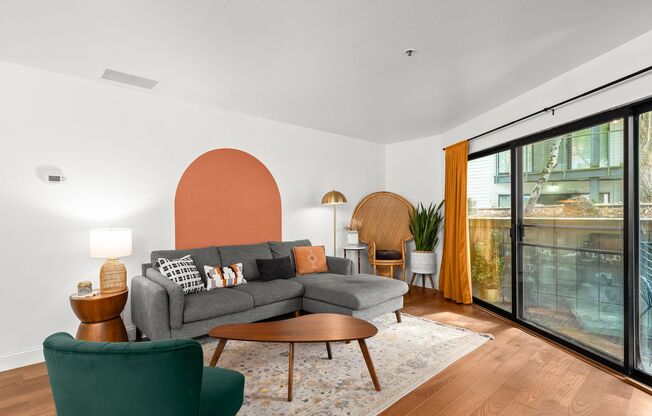McCormick Pier Condo - 1 Bedroom 1 Bath