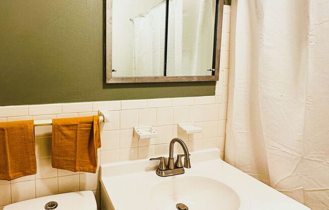 1 bed, 1 bath, 750 sqft, $1,175, Unit Unit 110