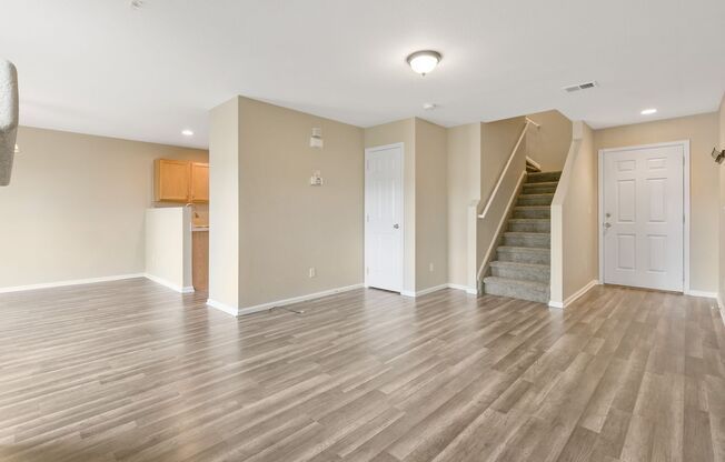 Townhome in Trail Ridge Neighborhood!