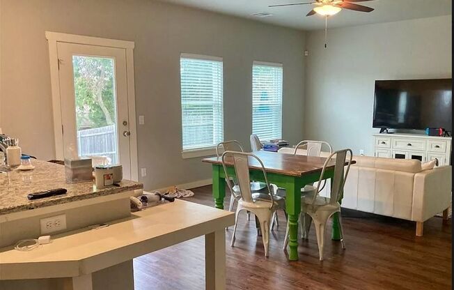 114.2 - 618 NW 175th Street Unit B