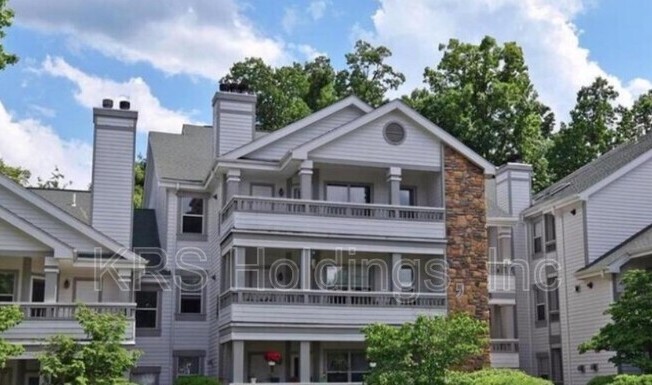 13070 AUTUMN WOODS WAY