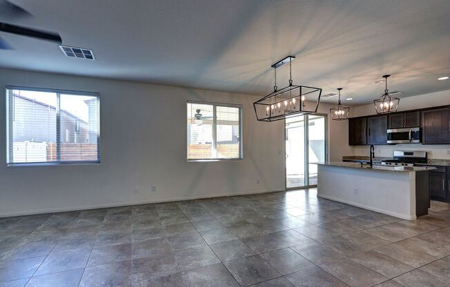 5853 Lavender Breeze - Move In Ready & Beautiful!