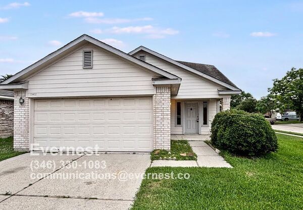 19402 SANDY WOODS DR