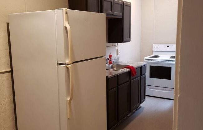 1 bed, 1 bath, $785, Unit Unit 8