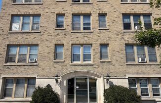 1303 Cass