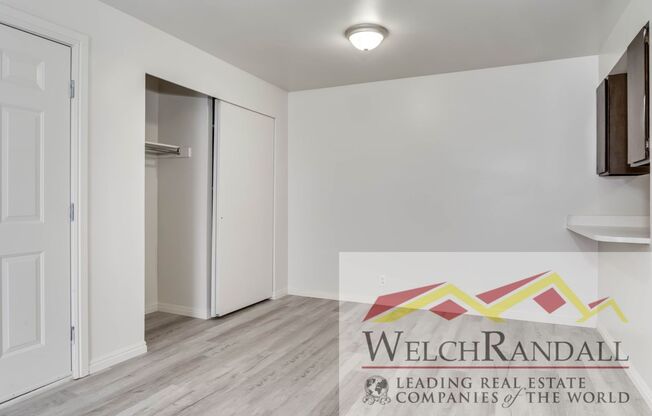 2 beds, 1 bath, $1,095