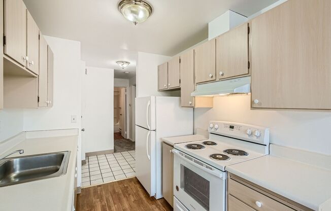 1 bed, 1 bath, 700 sqft, $1,495, Unit Unit 114