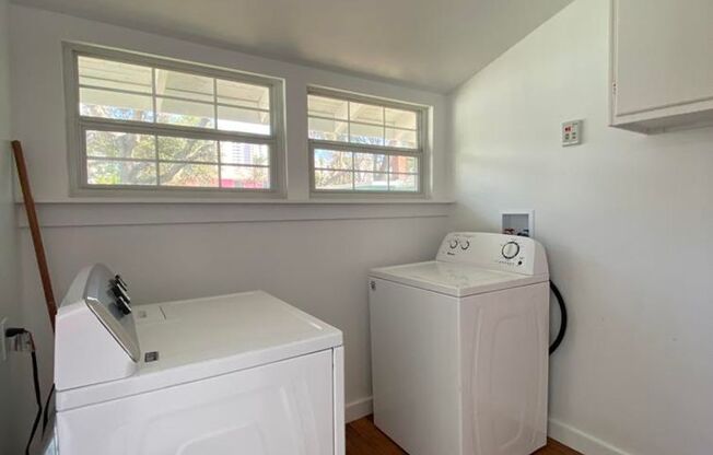 2 beds, 1 bath, $1,695