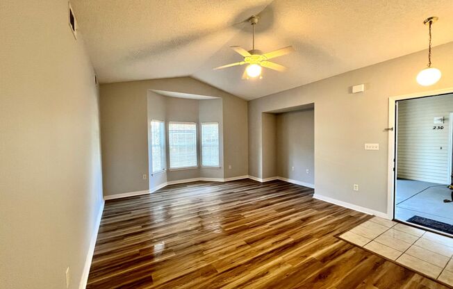2 beds, 2 baths, $1,775, Unit # 232