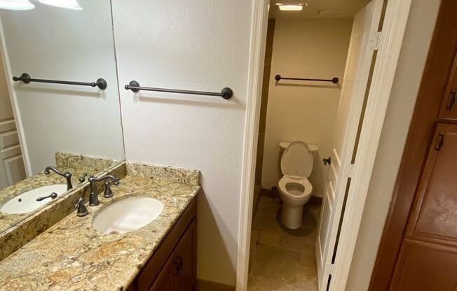 2 beds, 2 baths, $1,995, Unit # 120