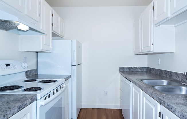 University Place (Renovated) Kitchen