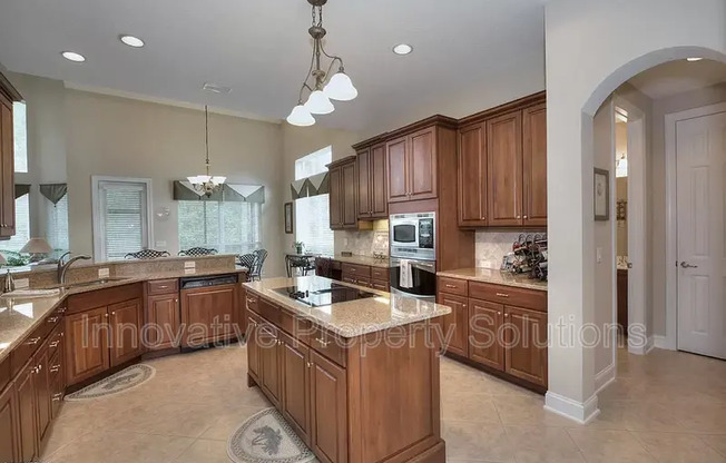 263 STONEWELL DR
