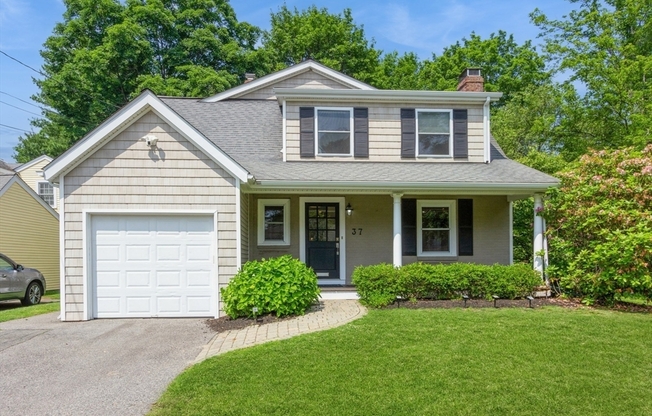 37 PHILBRICK RD
