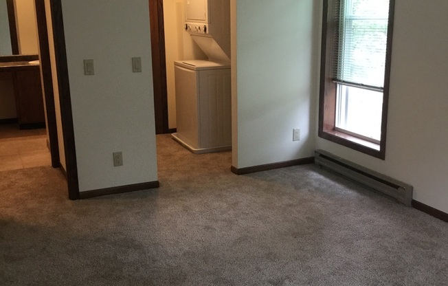 2 beds, 1 bath, 965 sqft, $1,750, Unit 7549CF