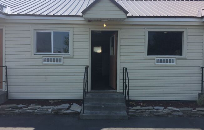 Yellowstone Apts
