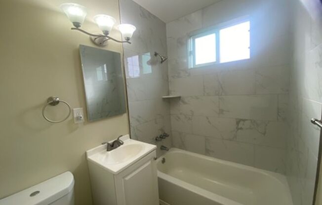 Studio, 1 bath, 500 sqft, $1,350, Unit Unit 14