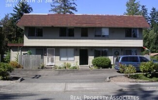 5607 204 ST SW