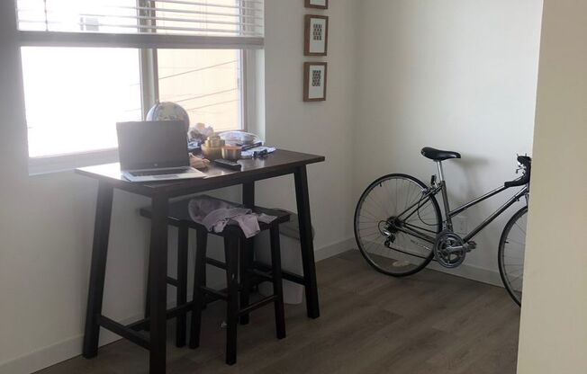 1 bed, 1 bath, 526 sqft, $2,100, Unit 409