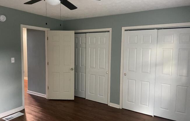 3 beds, 2 baths, 1,500 sqft, $1,575