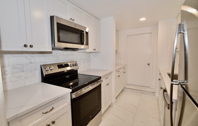 72 LONGWOOD AVE