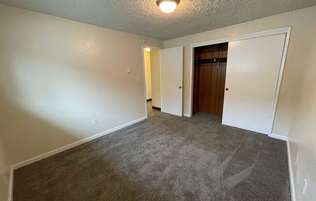 2 beds, 1 bath, 825 sqft, $1,295, Unit 554