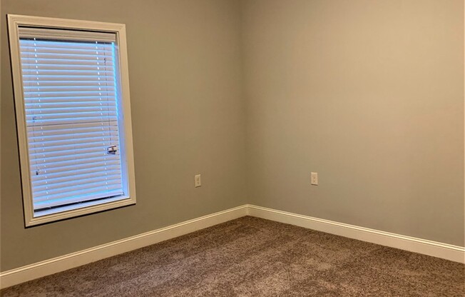 1 bed, 1 bath, 848 sqft, $775, Unit 27